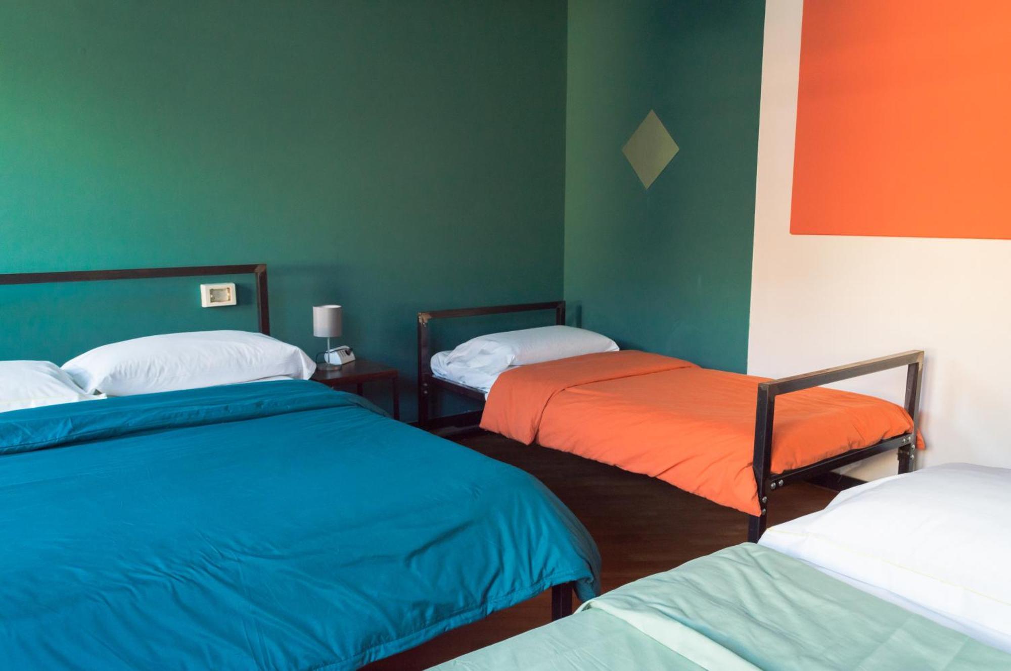 Ostellin Genova Hostel Εξωτερικό φωτογραφία