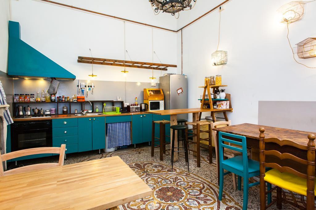Ostellin Genova Hostel Εξωτερικό φωτογραφία